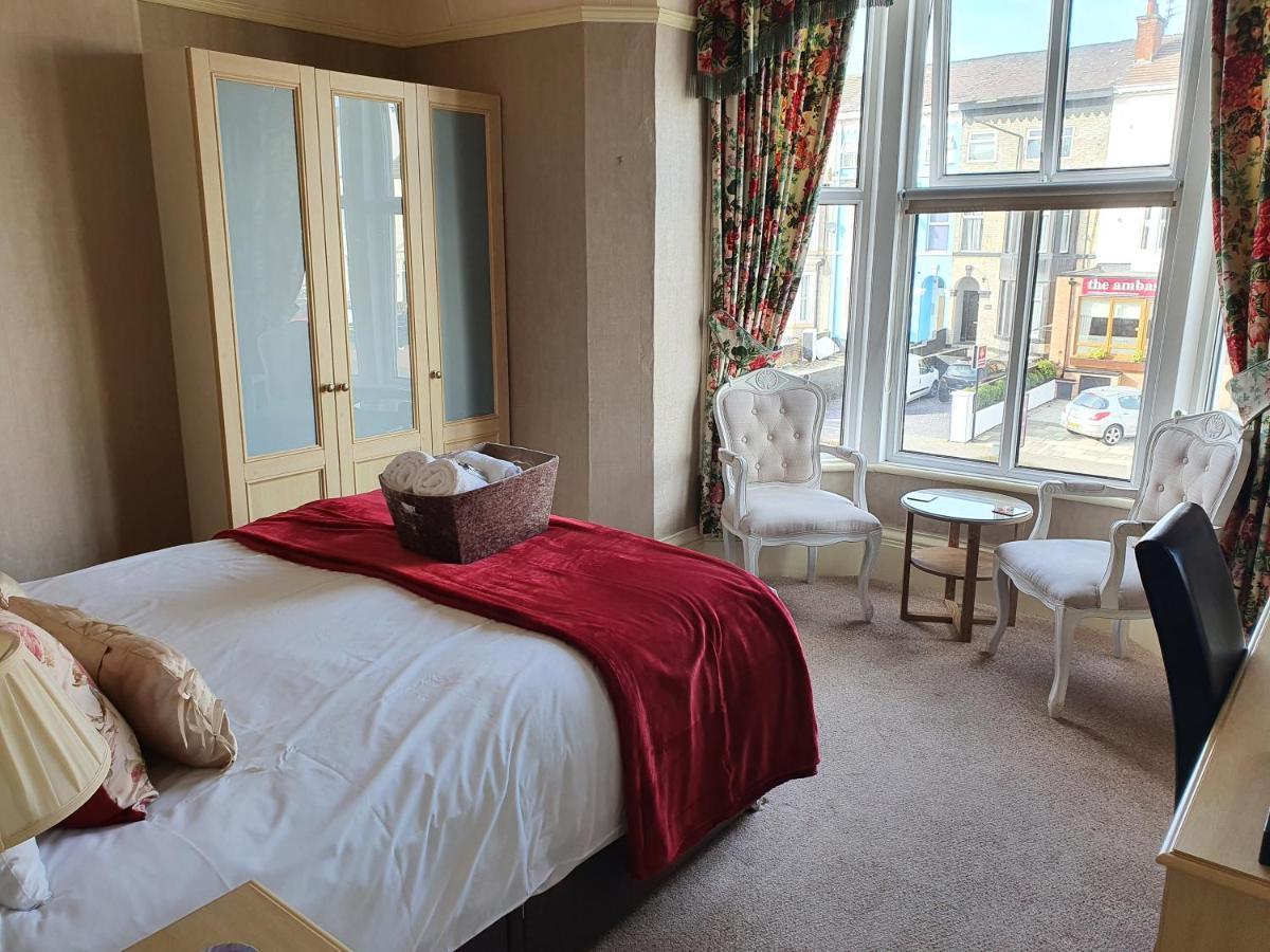 The Braemar Southport Bed & Breakfast ภายนอก รูปภาพ