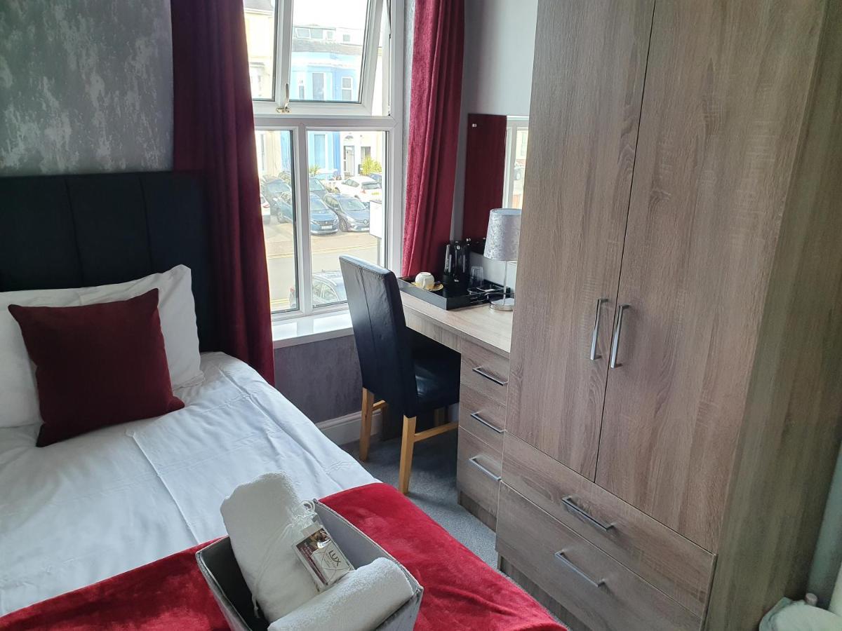 The Braemar Southport Bed & Breakfast ภายนอก รูปภาพ